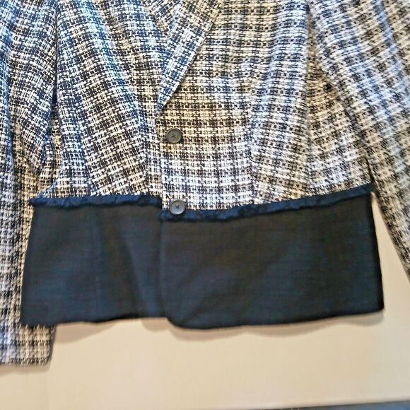 Karl Lagerfeld Paris Short Jacket 14P. Business or Y2k Ware. - Picture 3 of 13